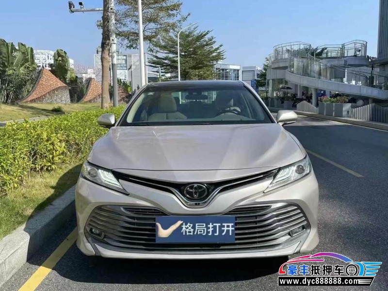 18年丰田凯美瑞轿车抵押车出售