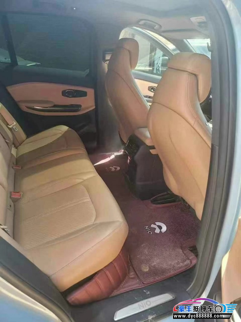 22年蔚来ES6轿车抵押车出售