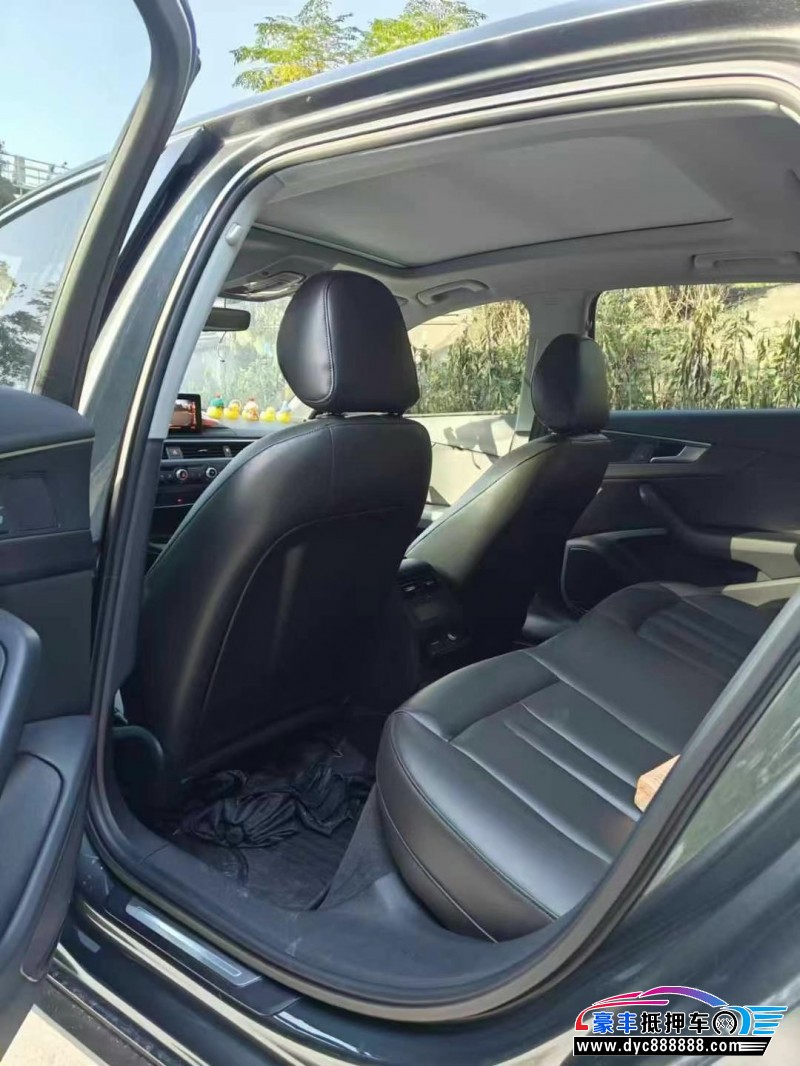 20年奥迪A4L轿车抵押车出售