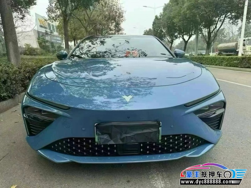 23年哪吒S轿车抵押车出售