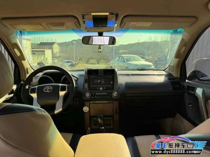 10年丰田普拉多（霸道）轿车抵押车出售