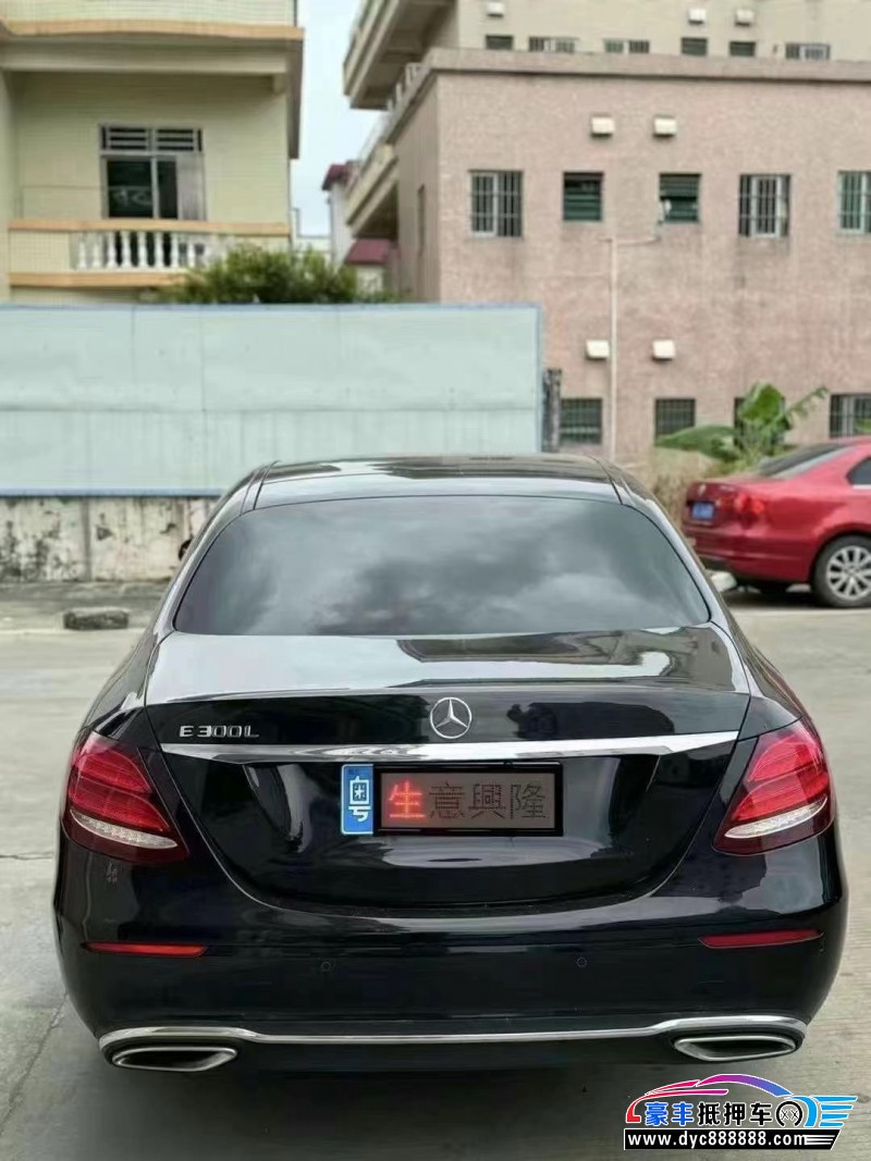 20年奔驰E轿车抵押车出售