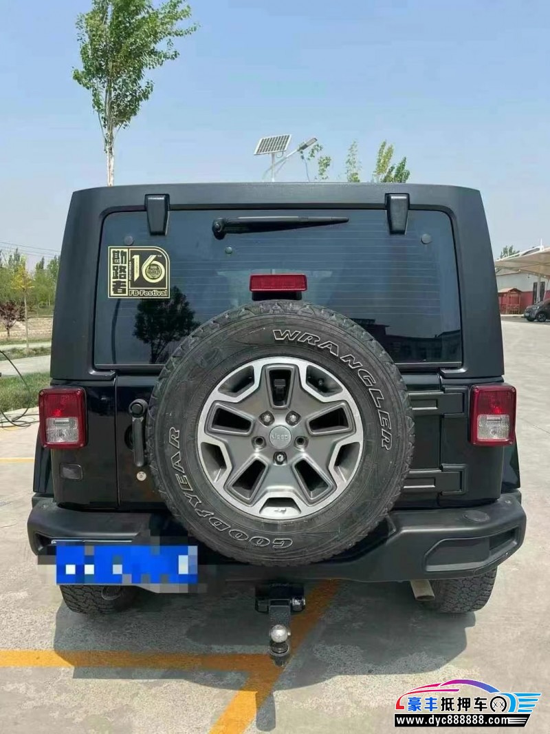 13年Jeep牧马人轿车抵押车出售