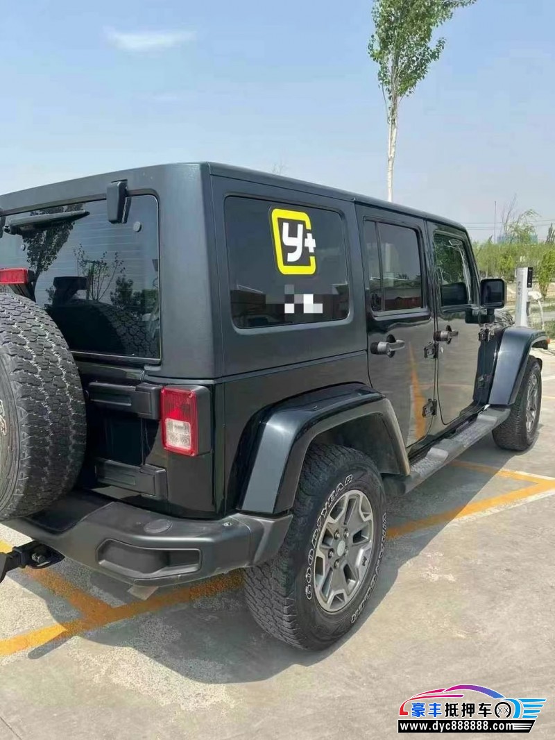 13年Jeep牧马人轿车抵押车出售