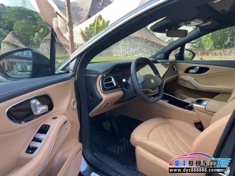 23年非凡R7轿车抵押车出售