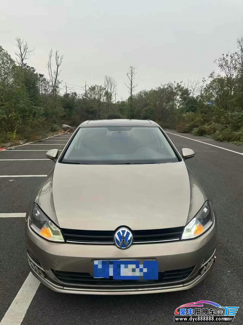 16年大众高尔夫轿车抵押车出售
