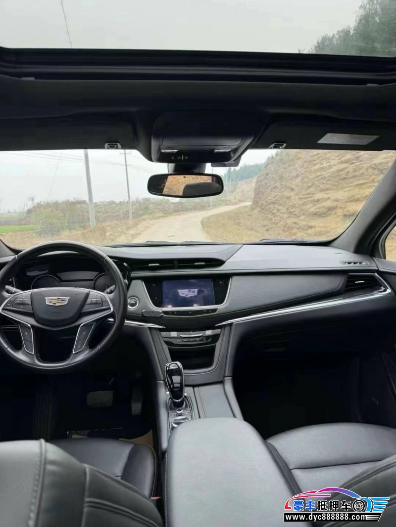 20年凯迪拉克XT5轿车抵押车出售