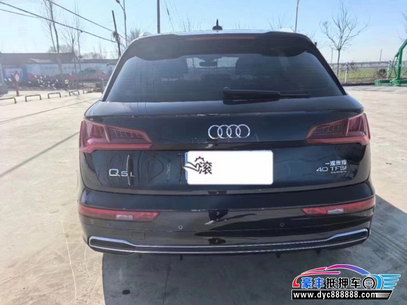 21年奥迪Q5轿车抵押车出售