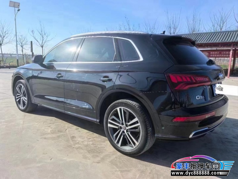 21年奥迪Q5轿车抵押车出售