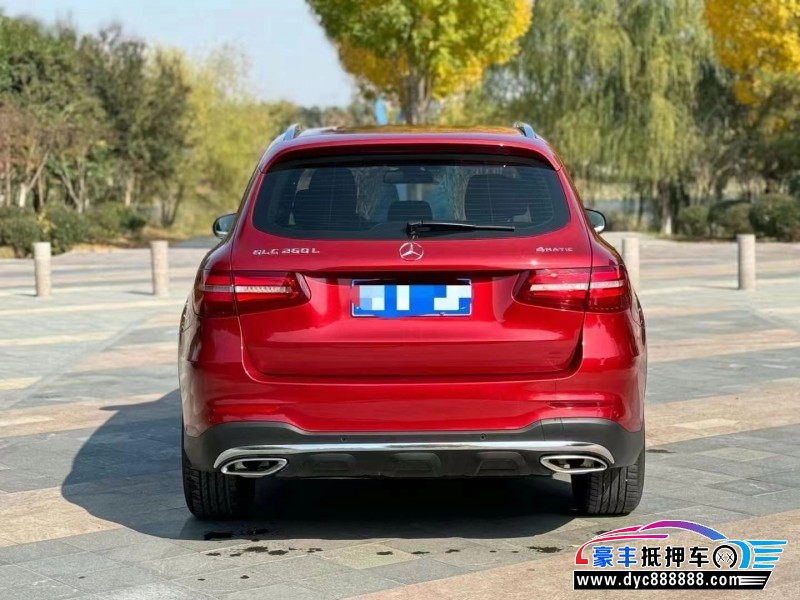 18年奔驰GLC轿车抵押车出售