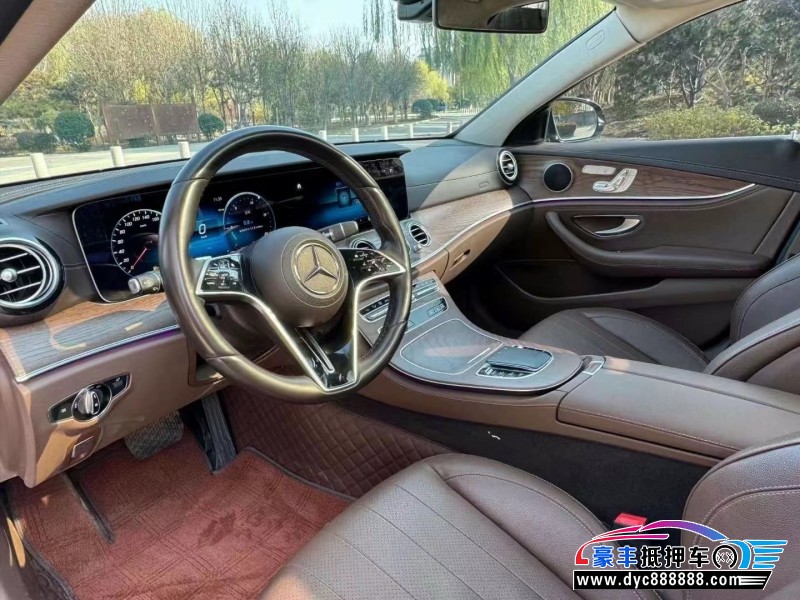 23年奔驰E轿车抵押车出售