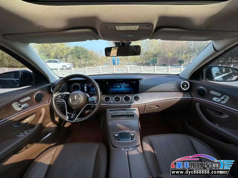 23年奔驰E轿车抵押车出售