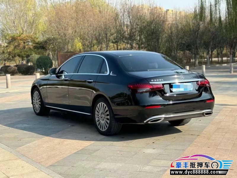 23年奔驰E轿车抵押车出售