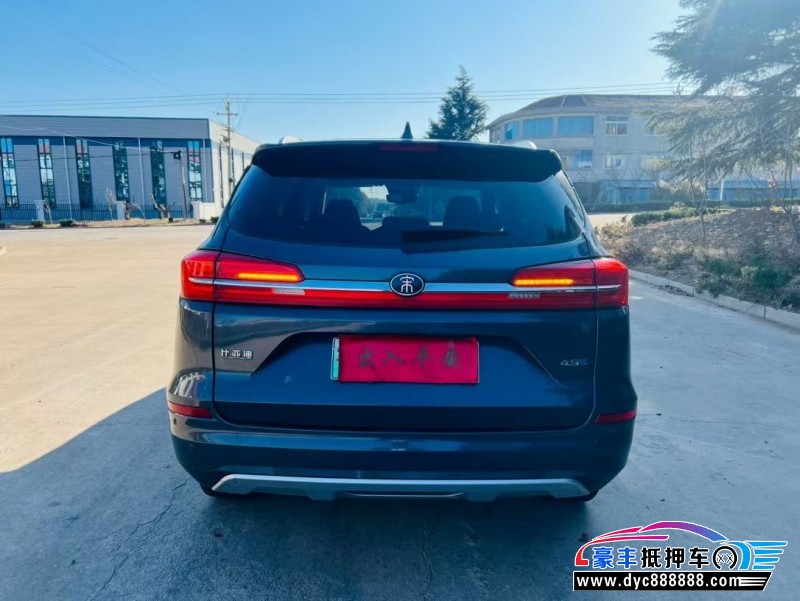 18年比亚迪宋轿车抵押车出售