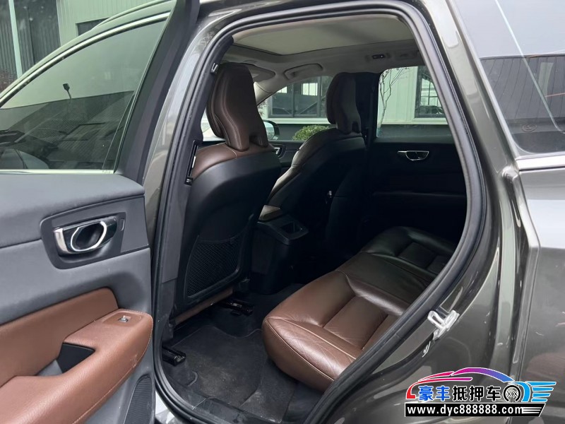 20年沃尔沃XC60轿车抵押车出售