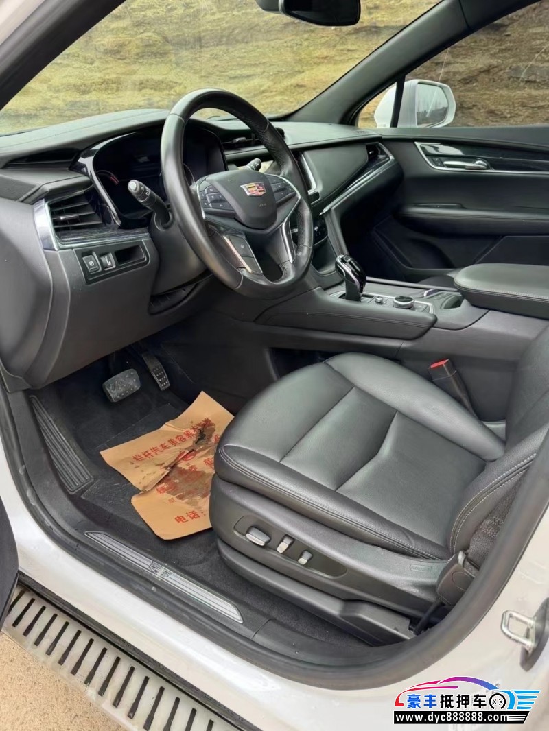 20年凯迪拉克XT5轿车抵押车出售