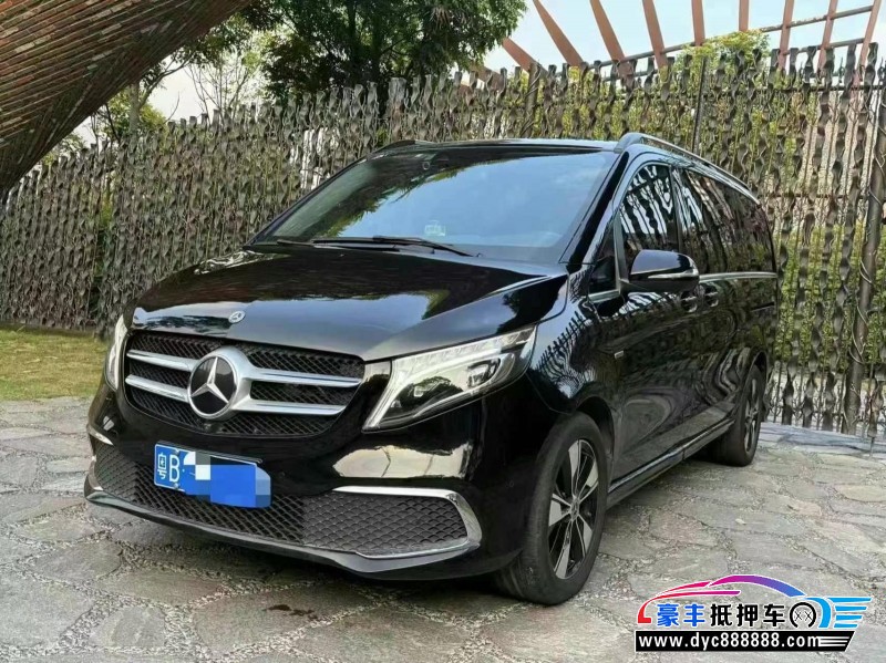 21年奔驰V轿车抵押车出售