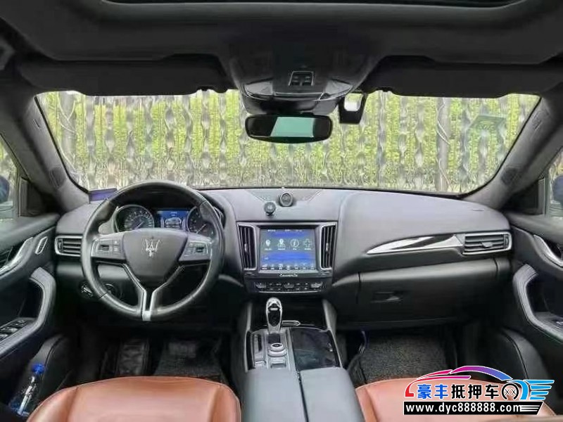 19年玛莎拉蒂莱万特轿车抵押车出售