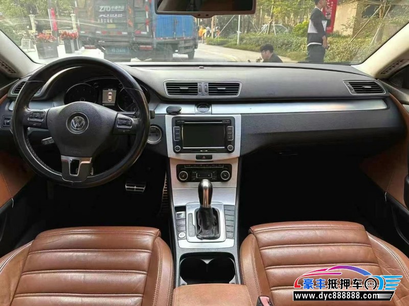 13年大众CC轿车抵押车出售