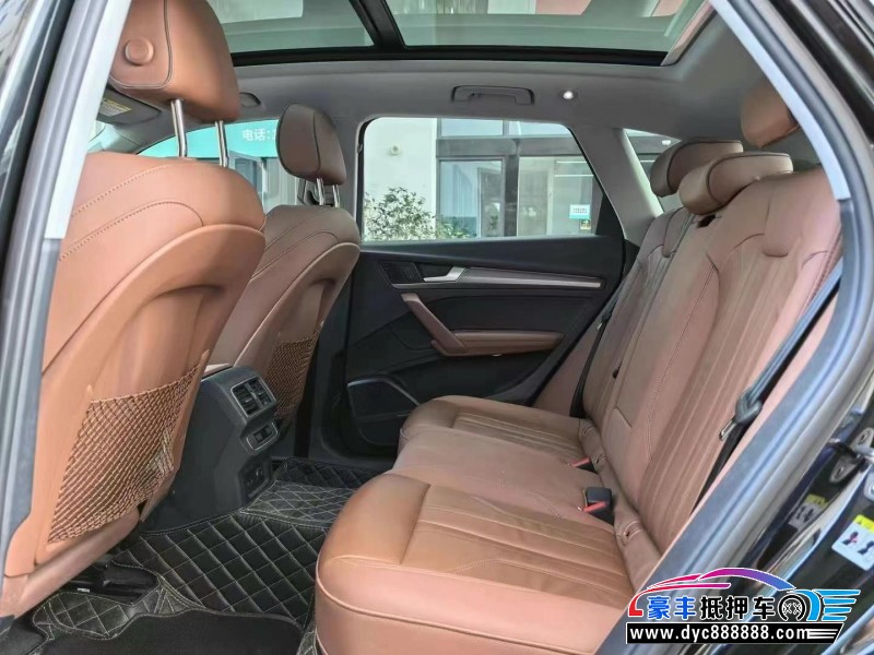 22年奥迪Q5轿车抵押车出售