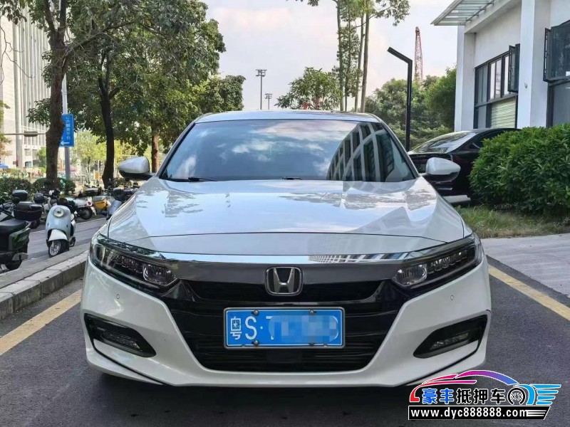 21年本田雅阁轿车抵押车出售