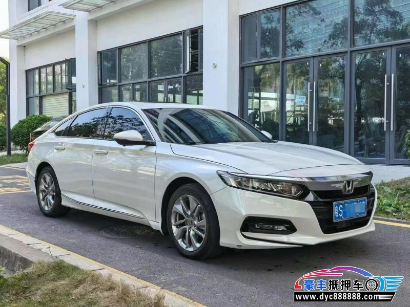 21年本田雅阁轿车抵押车出售