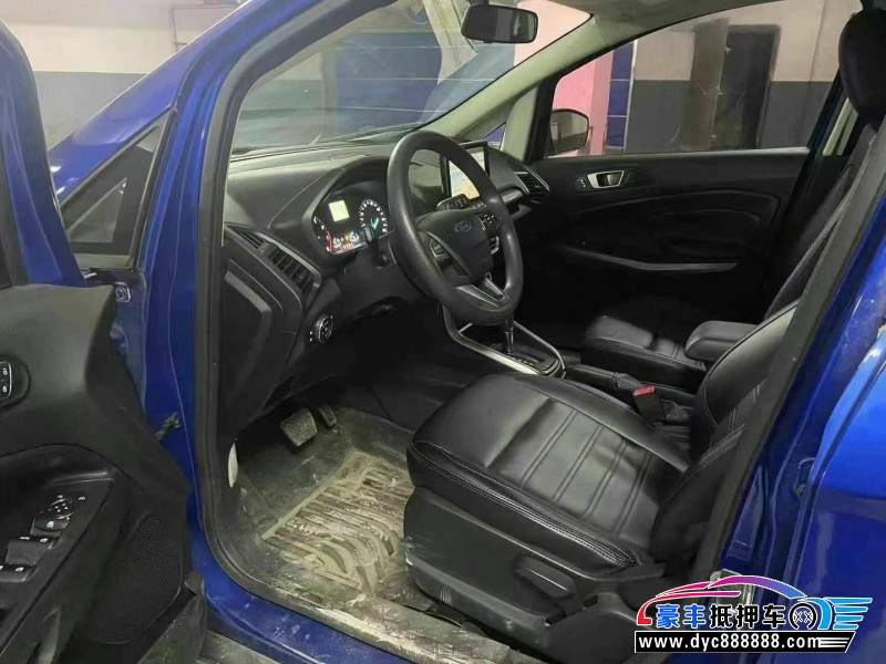18年福特翼搏轿车抵押车出售