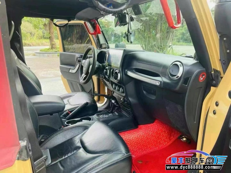 14年Jeep牧马人轿车抵押车出售