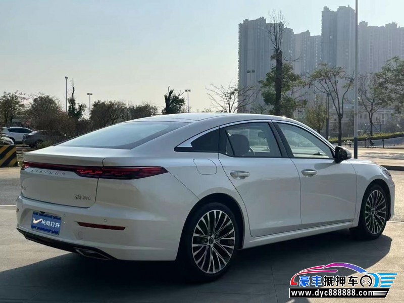 24年奔腾B70轿车抵押车出售