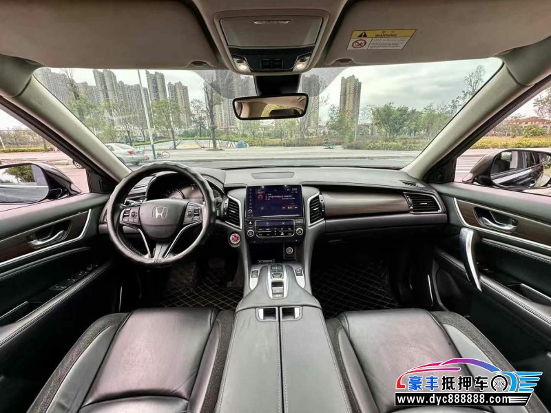 19年本田冠道轿车抵押车出售