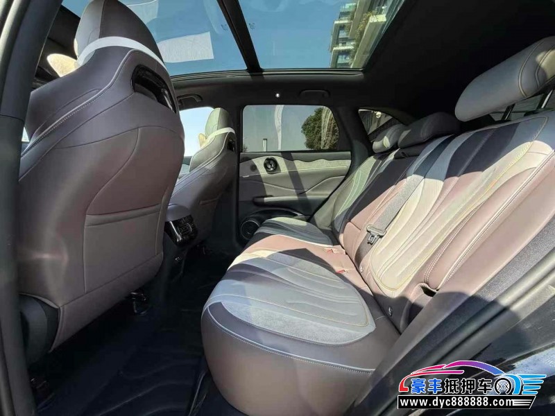 23年比亚迪护卫舰轿车抵押车出售