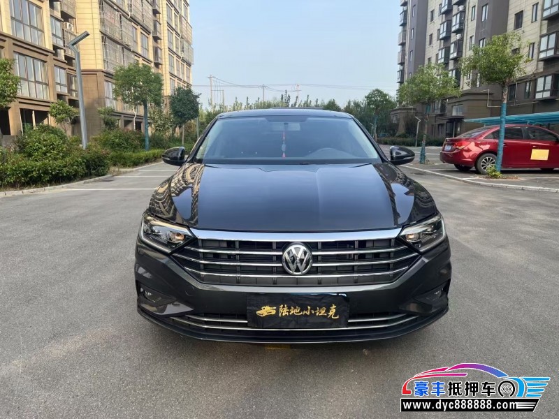 22年大众速腾轿车抵押车出售