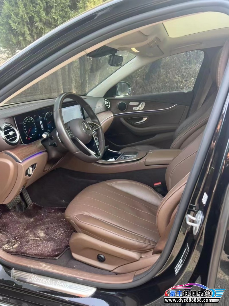 23年奔驰E轿车抵押车出售