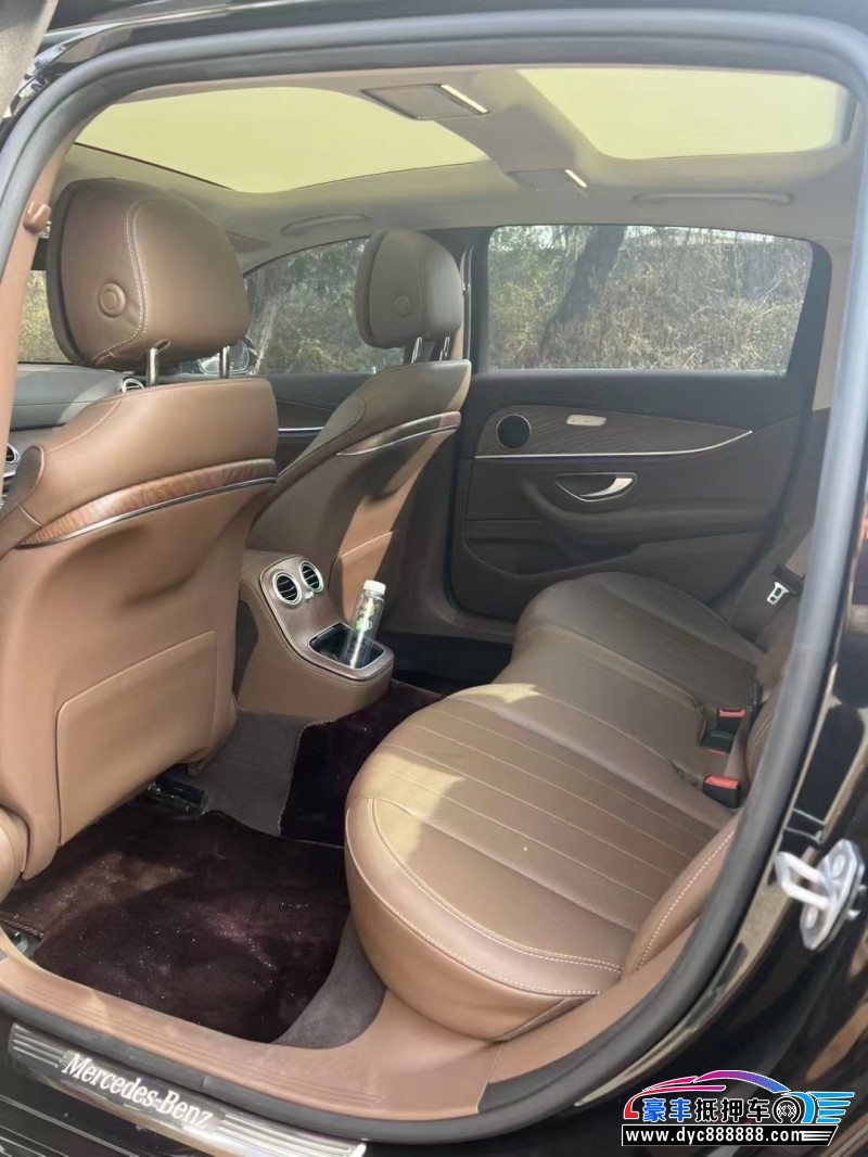 23年奔驰E轿车抵押车出售