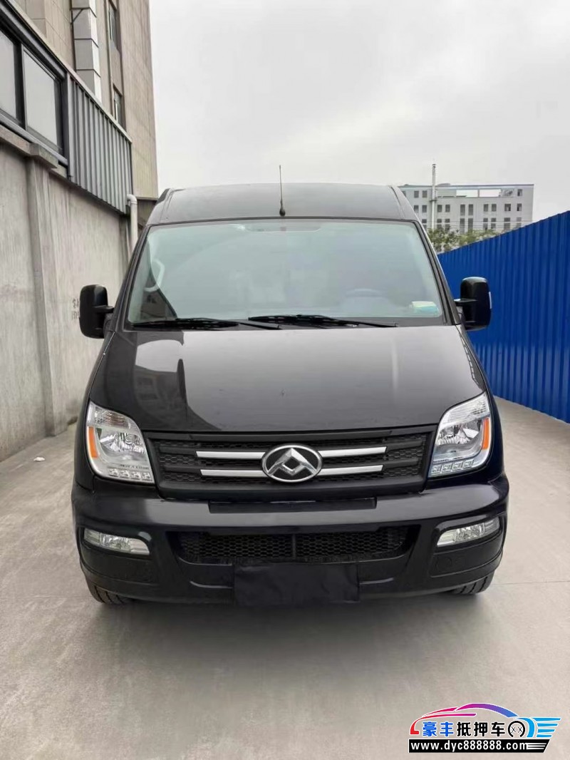 23年上汽大通V80轿车抵押车出售