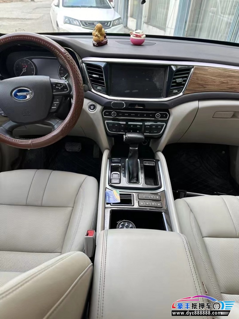 17年传祺GS8轿车抵押车出售