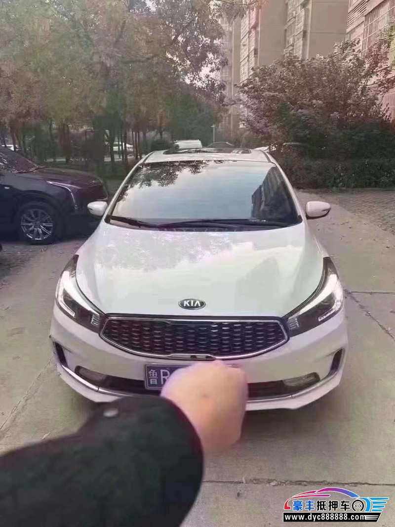 18年起亚K3轿车抵押车出售