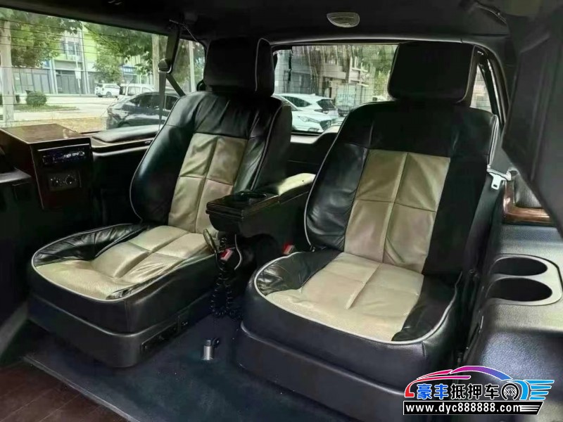 11年林肯领航员轿车抵押车出售