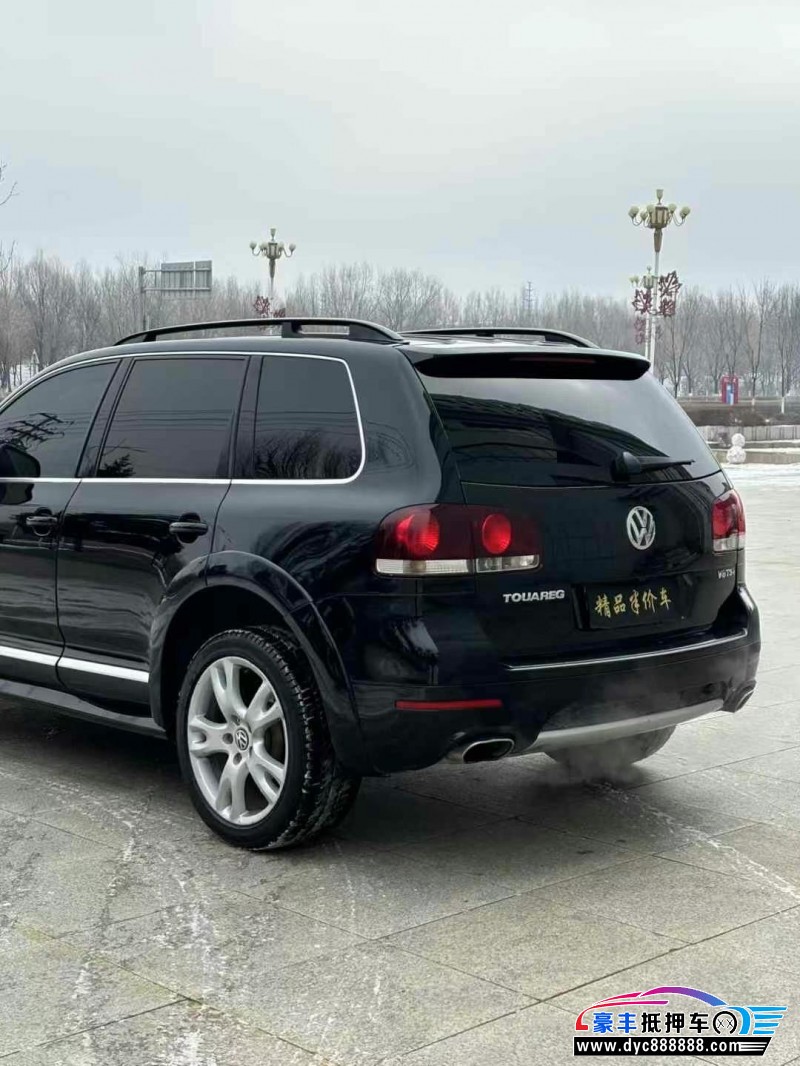 10年大众途锐轿车抵押车出售