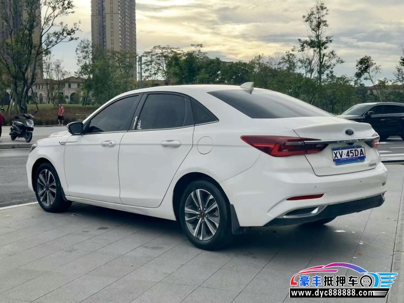 22年福特福睿斯轿车抵押车出售