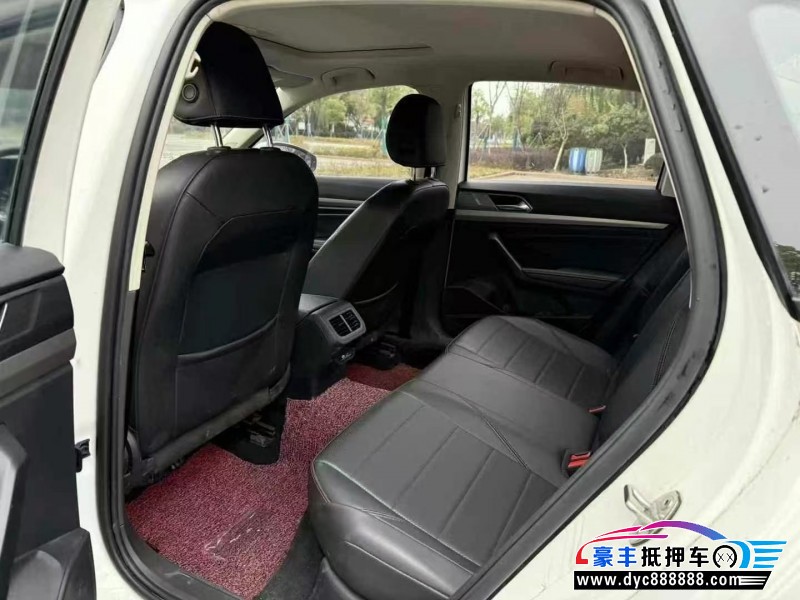 20年大众朗逸轿车抵押车出售