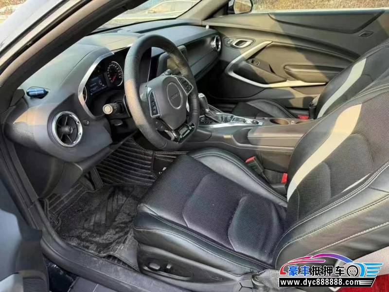 17年雪佛兰科迈罗轿车抵押车出售