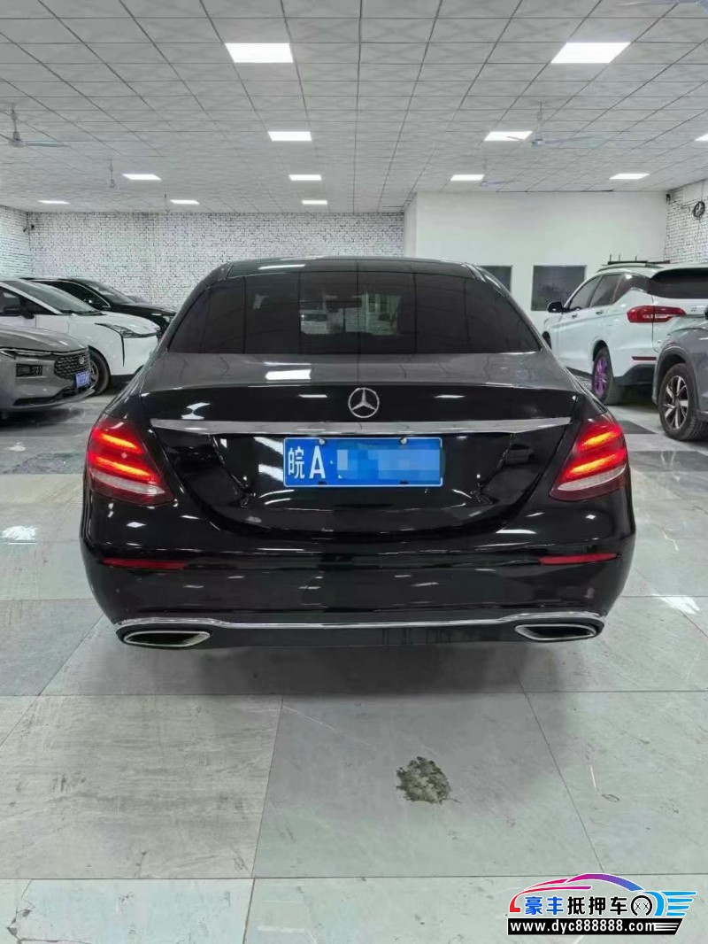 20年奔驰E轿车抵押车出售