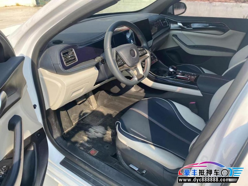 22年比亚迪秦轿车抵押车出售