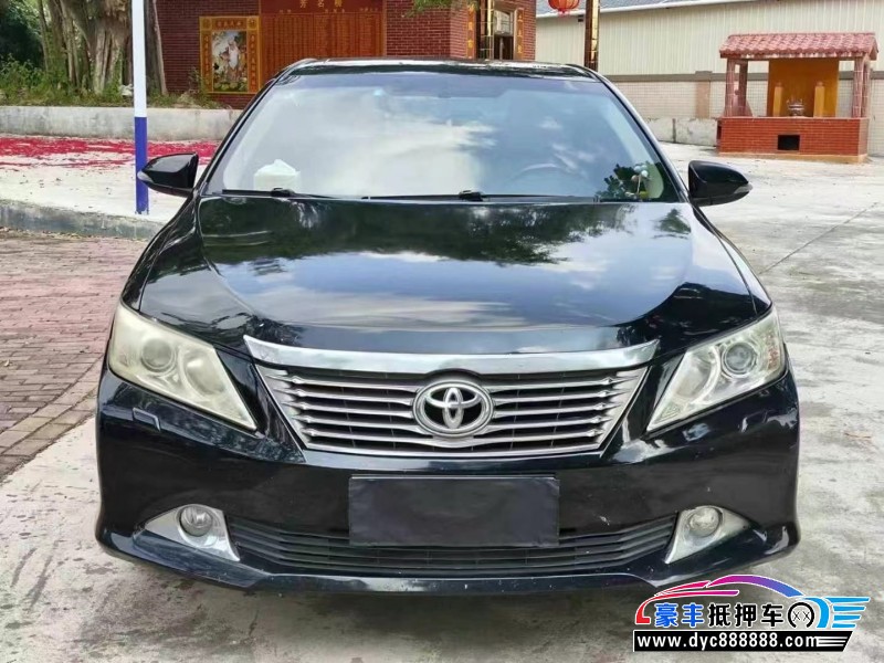 12年丰田凯美瑞轿车抵押车出售