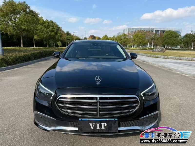 22年奔驰E轿车抵押车出售