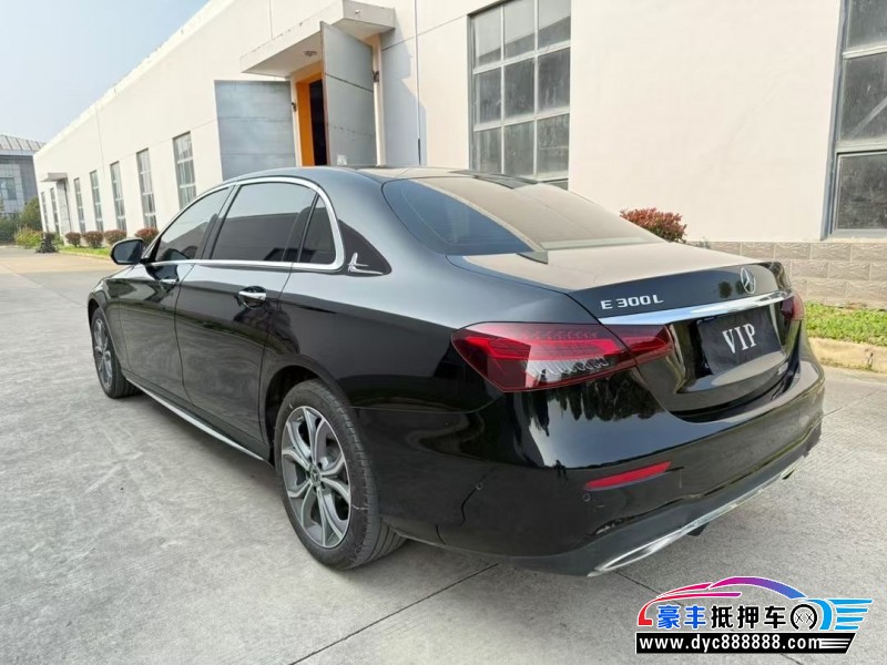 21年奔驰E轿车抵押车出售