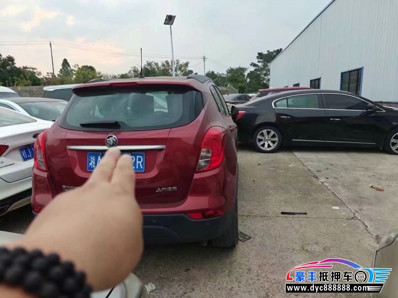 17年别克昂科拉轿车抵押车出售