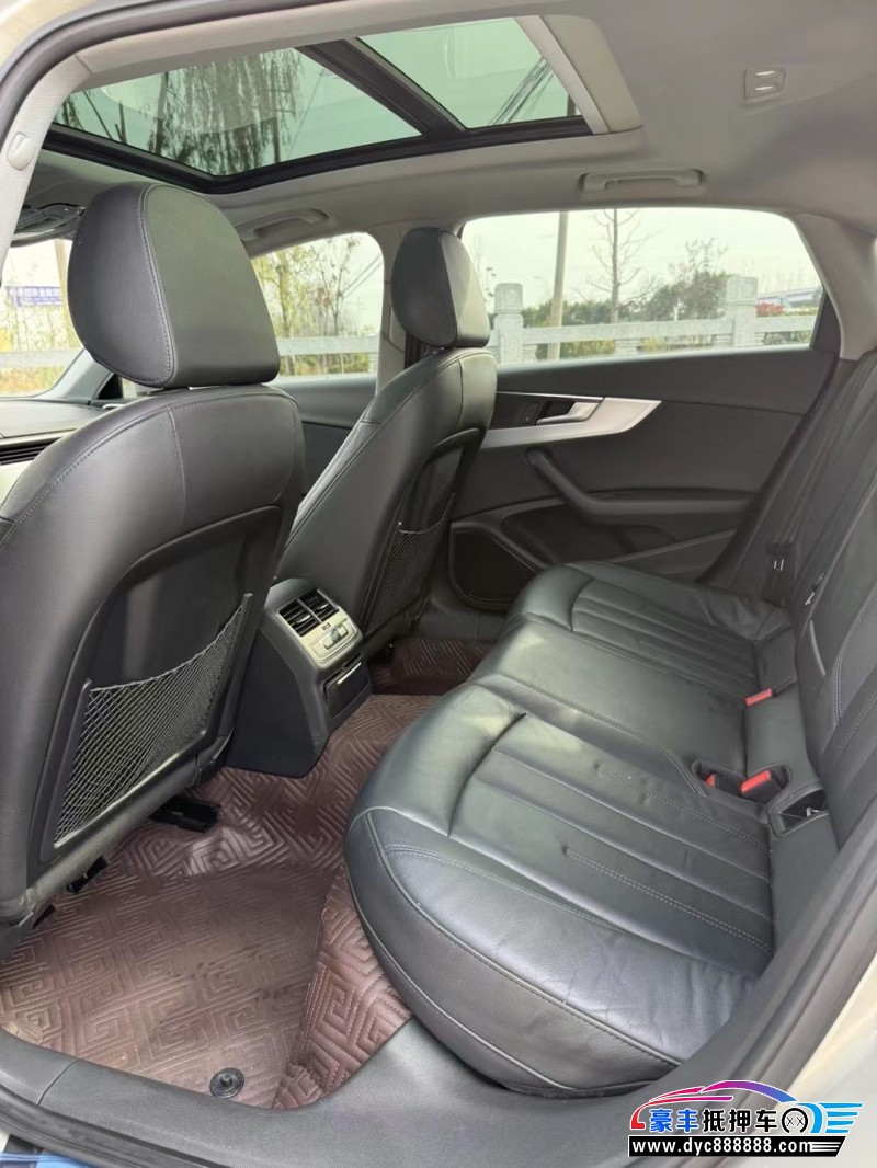 19年奥迪A4L轿车抵押车出售