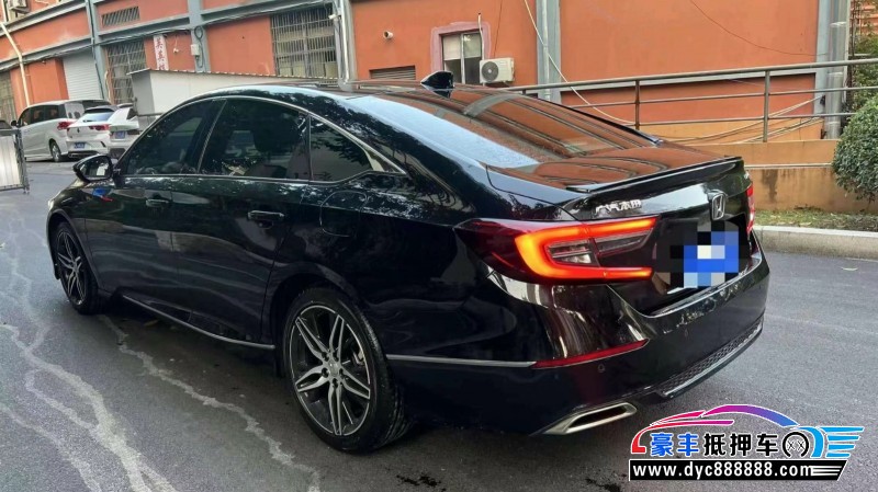22年本田雅阁轿车抵押车出售